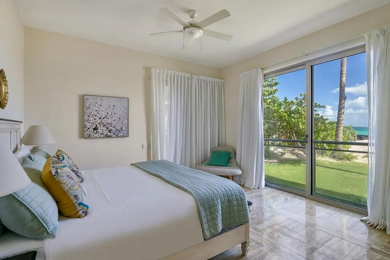 Costa Atlantica Punta Cana - Beach Vacation Condos Appart hôtel
