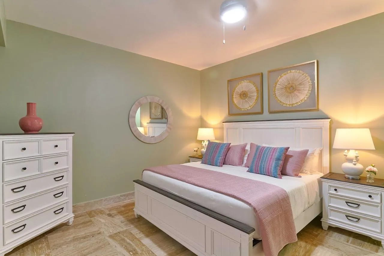 Costa Atlantica Punta Cana - Beach Vacation Condos جمهورية الدومينيكان