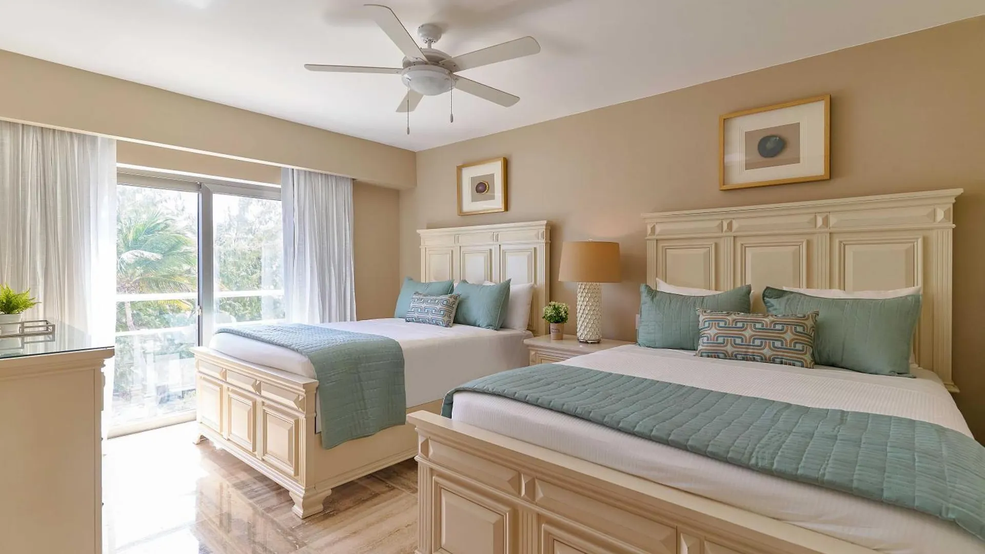 Aparthotel Costa Atlantica Punta Cana - Beach Vacation Condos Dominican Republic